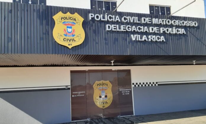 Homem é preso em flagrante pela Polícia Civil depois de agredir vítima na frente dos...