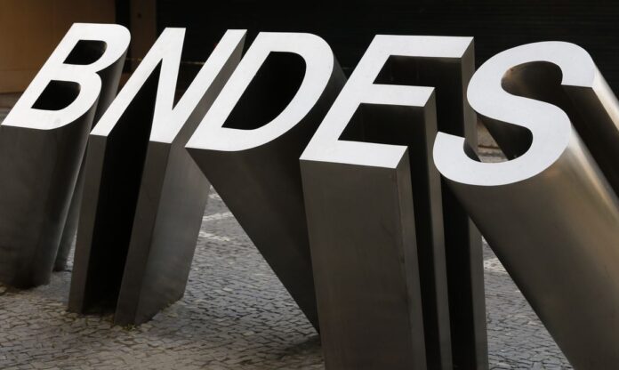 BNDES, linha de crédito, dólar