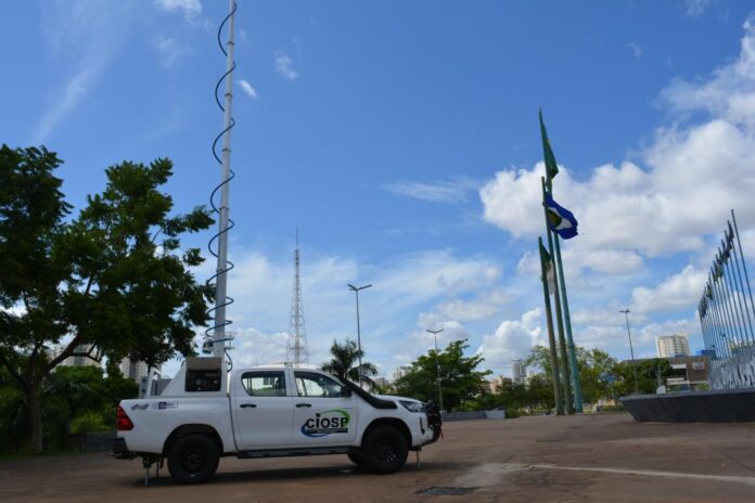 Unidade Móvel de Radiocomunicação dá suporte de comunicação às atividades de buscas