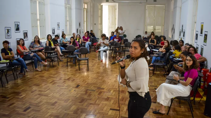 Curso no Palácio da Instrução