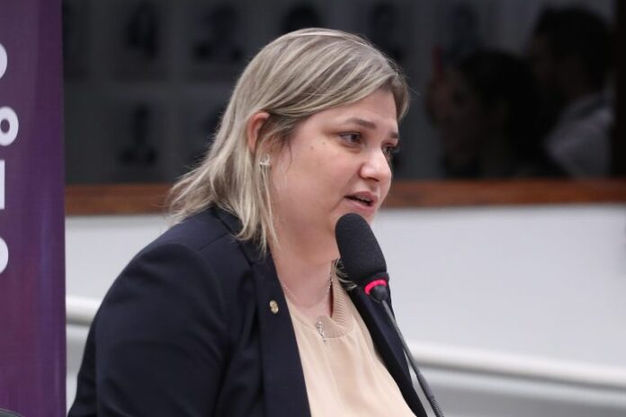 Audiência Pública - Piso nacional do magistério. Dep. Professora Luciene Cavalcante (PSOL - SP)