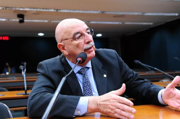 Audiência Pública - A importância do Serviço do Centro de Referência para Imunobiológicos. Dep. Osmar Terra MDB-RS