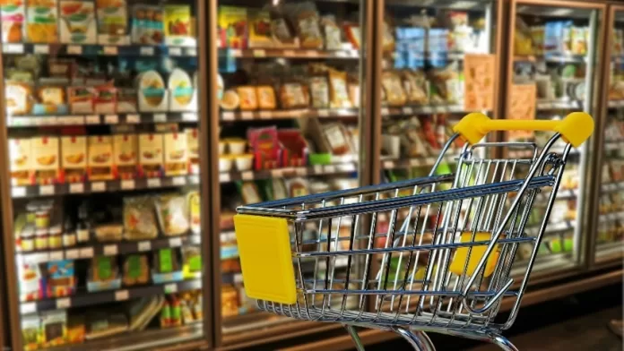 Governo estuda cashback de imposto sobre alimentos