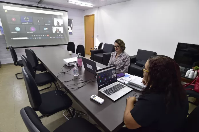 O objetivo é assessorar tecnicamente o município no que tange às demandas imediatas de gestão e operacionalização do SUAS