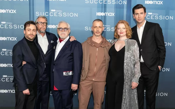 Elenco de Succession com roteirista Jeremy Strong