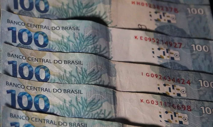 Dinheiro, Real Moeda brasileira - inflação - mercado financeiro