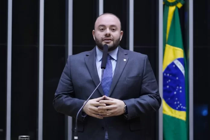 Sessão deliberativa. Dep. Fausto Santos Jr. (UNIÃO - AM)