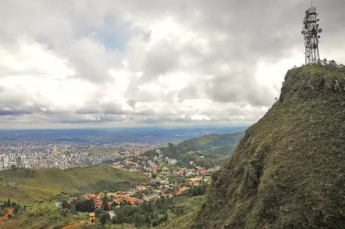 Meio Ambiente - Parques e Florestas - Parque da Serra do Curral , em Minas Gerais