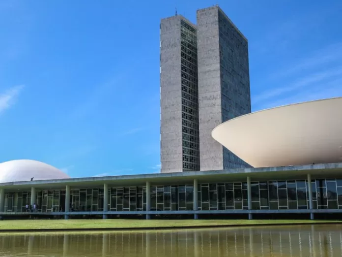 Foto da Fachada do Congresso Nacional, em Brasília