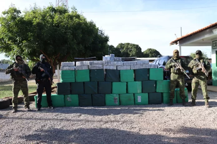 Mais de 1 tonelada de cloridrato de cocaína apreendida em Vila Bela da Santíssima Trindade