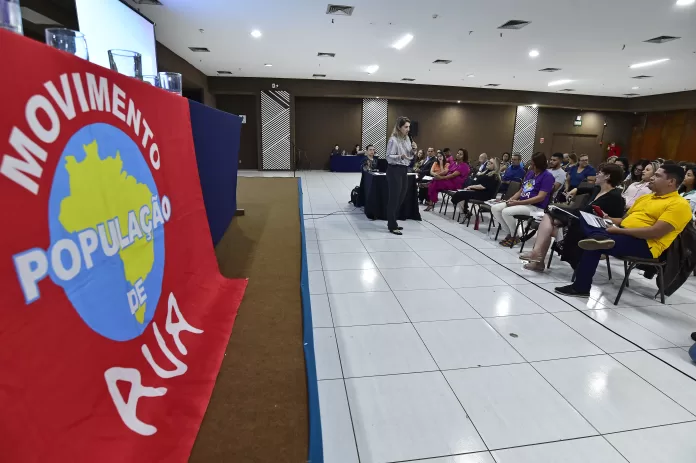 O evento é realizado em conjunto com o Comitê Intersetorial de Acompanhamento e Monitoramento da Política Estadual para a População em Situação de Rua de Mato Grosso