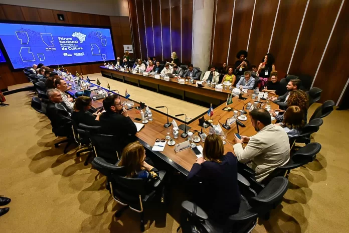 Reunião do Fórum Nacional de Secretários e Gestores Estaduais de Cultura realizado em maio deste ano