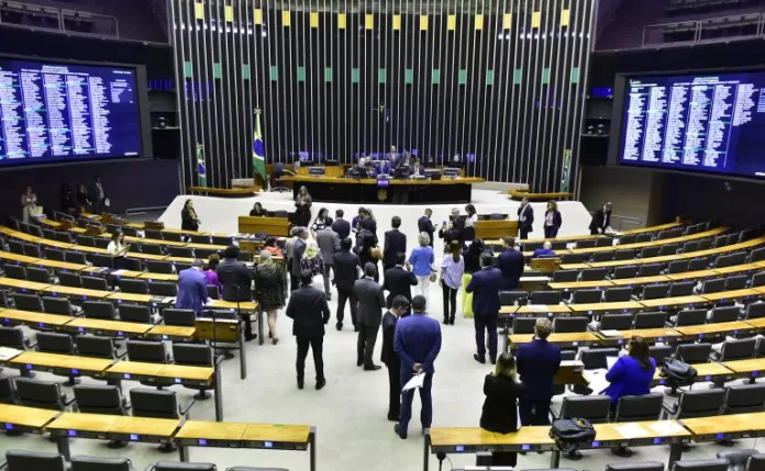 Discussão e votação de propostas. Primeiro Vice-presidente da Câmara dos Deputados, Marcos Pereira