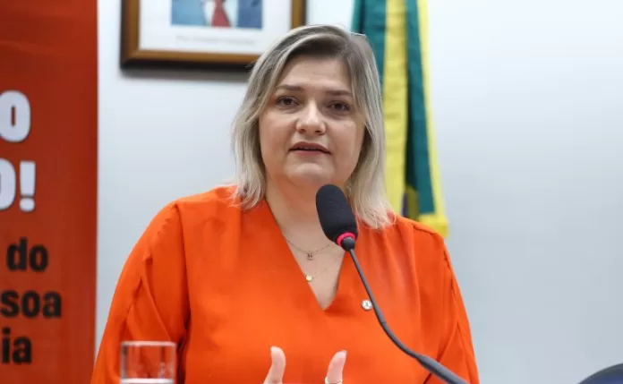 Audiência Pública - Educação Inclusiva e o Estatuto da Pessoa com Deficiência. Dep. Professora Luciene Cavalcante (PSOL - SP)