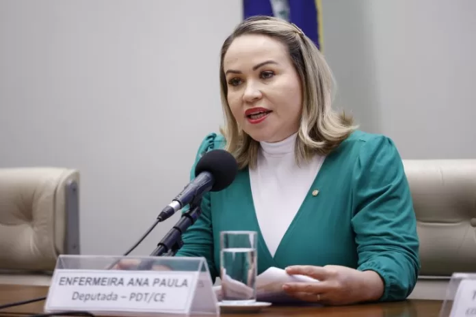 Seminário ”Deliberação Cidadã: DF Sustentável – Água e Juventude. Dep. Enfermeira Ana Paula (PDT - CE).