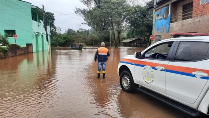 Terça-feira com risco de temporais e granizo no RS