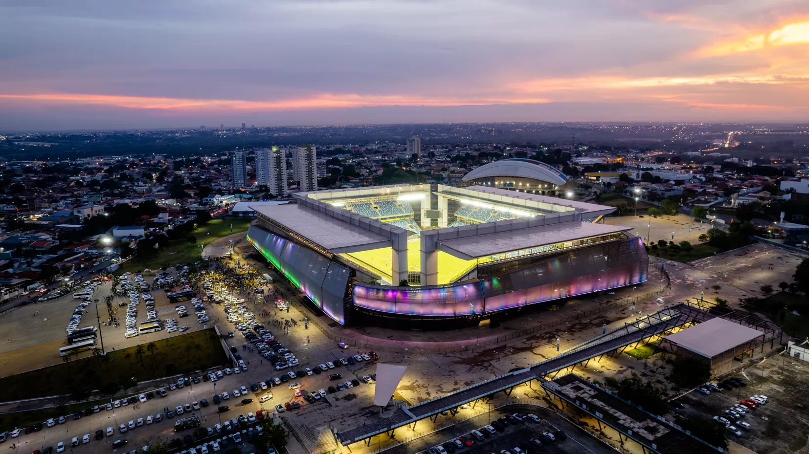 Seleção brasileira joga hoje; Confira o que abre e fecha em