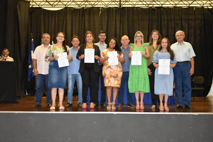 Empossados novos membros do Conselho Tutelar para os...