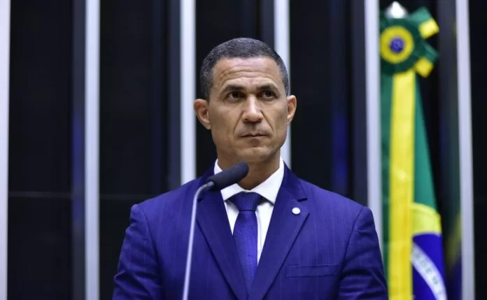 Discussão e votação de propostas. Dep. Coronel Assis(UNIÃO - MT)