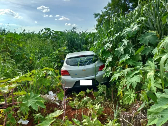 Polícia Civil recupera carro roubado de vendedor de veículos em Lucas do Rio Verde