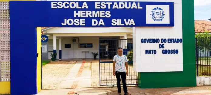 Roberto Conceição Nogueira atua como educar na rede estadual há 20 anos