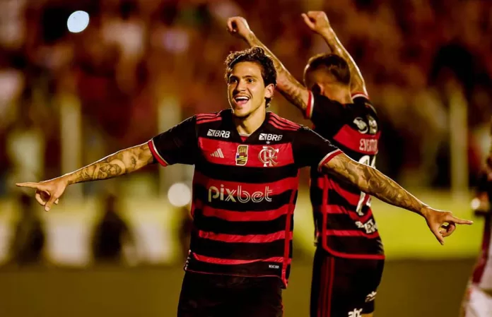 Com Hat-trick de Pedro, Flamengo vence e assume a liderança do Campeonato Carioca