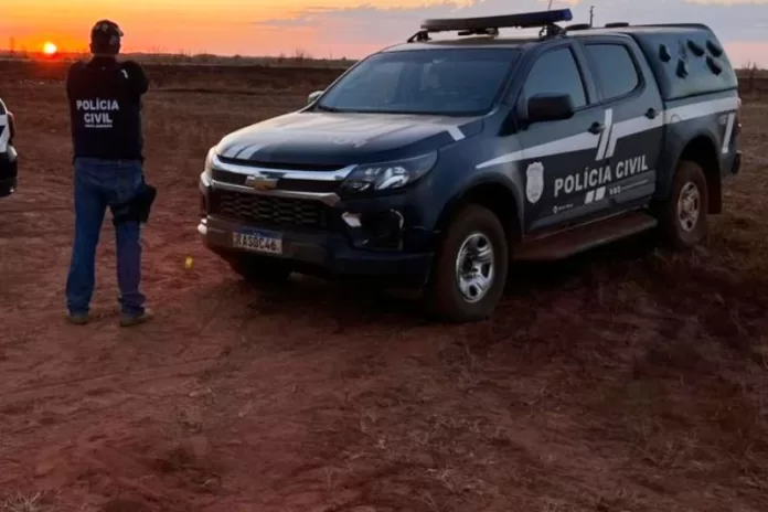 Homem é assassinado a tiros e corpo é encontrado na porteira de fazenda em MT