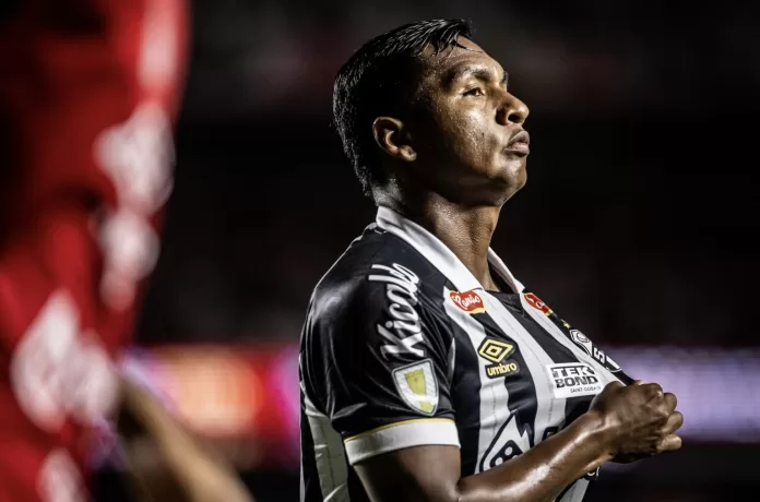 Santos vence o São Paulo e mantém liderança geral no Paulistão