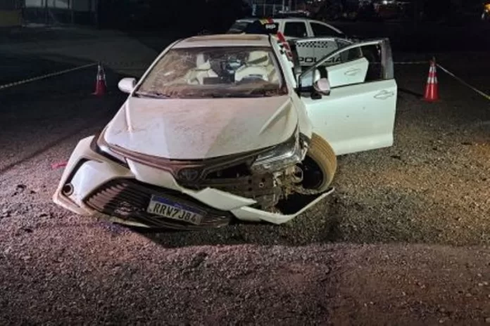 Três morrem em confronto com a PM após roubarem carro em MT