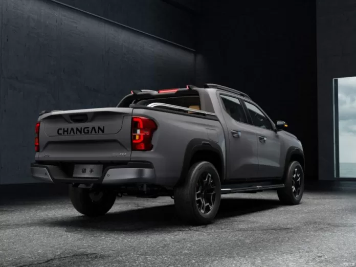 Nova picape Changan Hunter promete percorrer mais de mil quilômetros