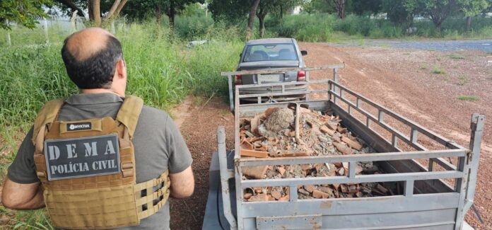 Homem é preso por descarte irregular de entulhos em área da Capital