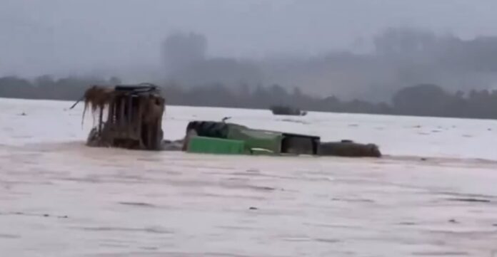 enchente, chuvas, rio grande do sul, máquinas agrícolas