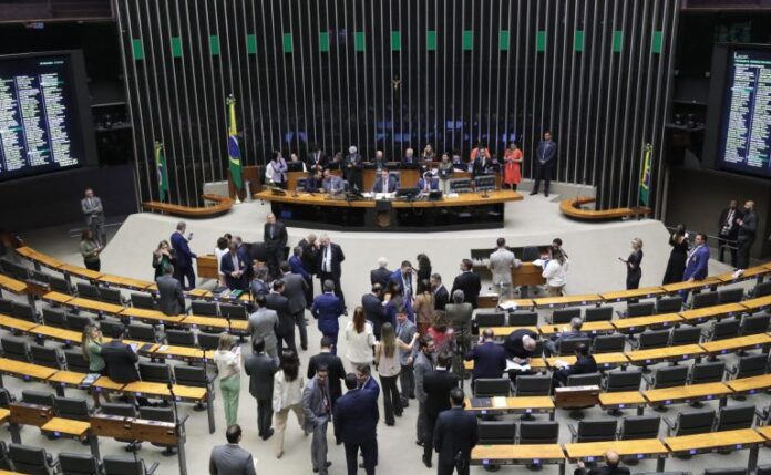 Deliberação de vetos. Dep. Carlos Henrique Gaguin (PTN-TO); Senador, Eduardo Gomes (PL - TO); Presidente do Congresso Nacional, Rodrigo Pacheco