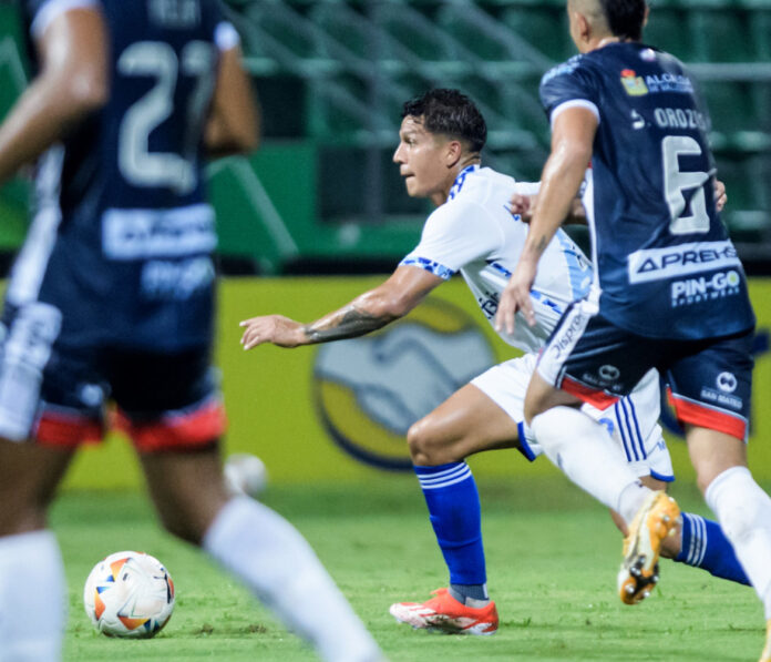 Cruzeiro brilha e assume vice-liderança na Copa Sul-Americana com vitória sobre Alianza-COL