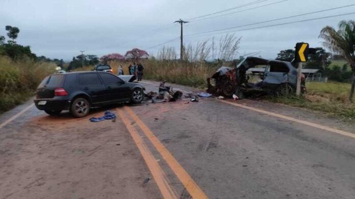 Irmãos morreram em batida entre Pálio e Golf; outros 3 ficaram feridos