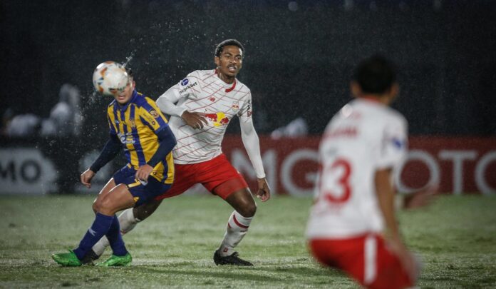 Red Bull Bragantino conquista vitória de virada na Sul-Americana