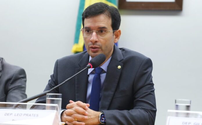 Audiência Pública - O estado atual do conhecimento sobre os efeitos das mudanças climáticas sobre o Planeta Terra e sobre o território brasileiro. Dep. Leo Prates (PDT - BA)