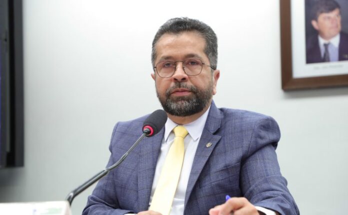 Audiência Pública - Concessão de crédito rural. Dep. Henderson Pinto (MDB-PA)