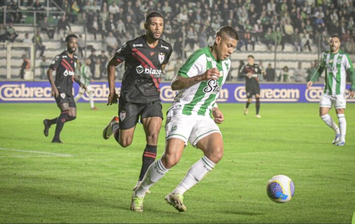 Juventude vence Atlético-GO e sobe na tabela do Brasileirão