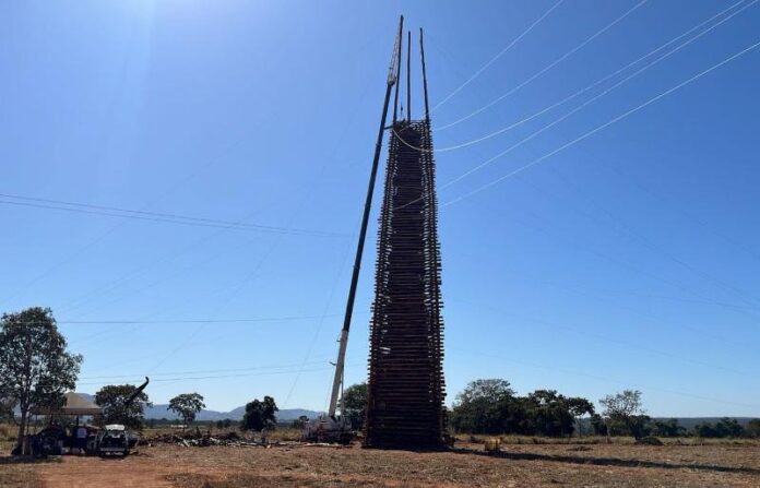 Pontal do Araguaia deve quebrar recorde de fogueira mais alta do Brasil