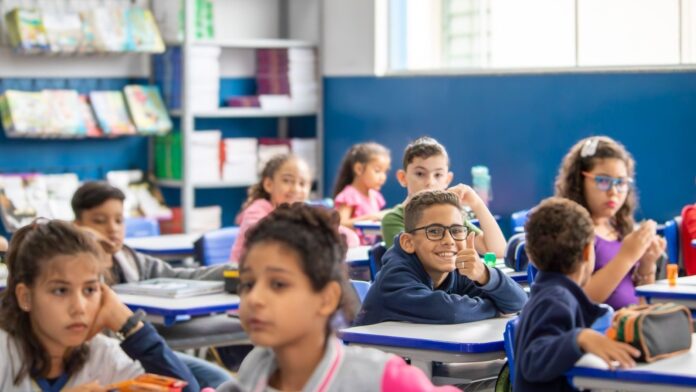 Três escolas de Barra do Garças recebem Prêmio Educa-MT; Marcucci está no top 10 de desempenho em MT