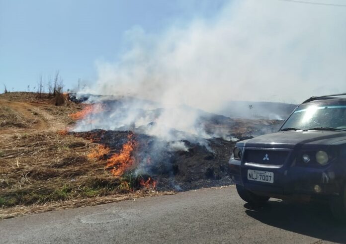 Focos de queimadas começam mais cedo na região de Barra do Garças e preocupam bombeiros