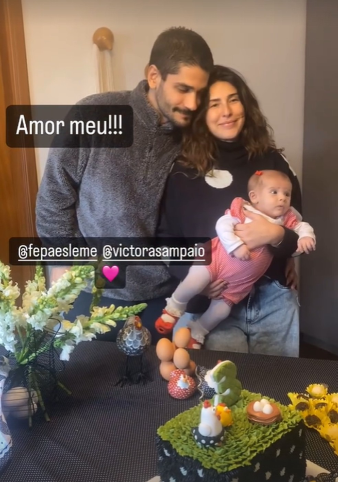 Fernanda Paes Leme, Victor Sampaio e Pilar — Foto: Reprodução/Instagram