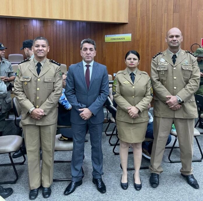 Policiais Militares do 47° Batalhão da Polícia Militar de Aragarças são homenageados na Câmara de Goiânia