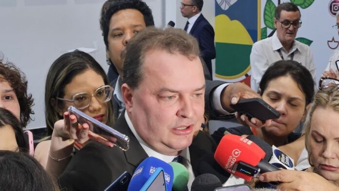 Com 24 votos, Max Russi é eleito presidente da ALMT para o biênio 2025/2026