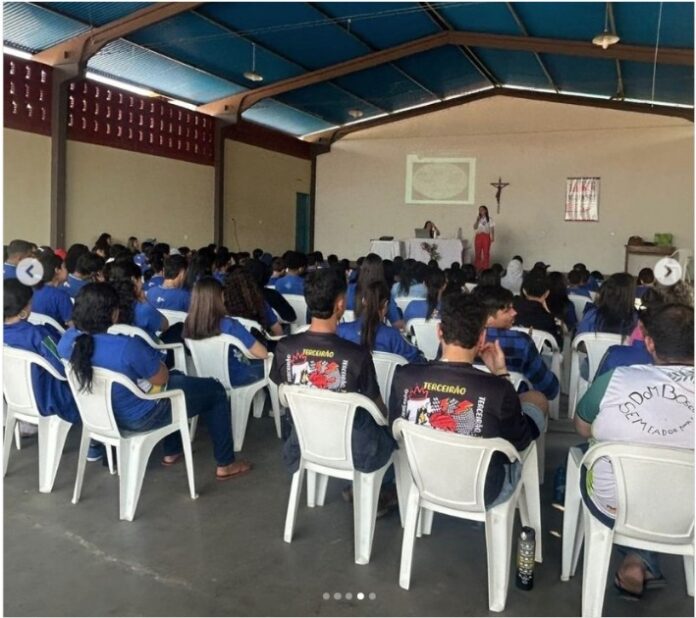 Polícia Civil realiza em General Carneiro-MT palestra contra violência a mulheres e meninas no encerramento do Agosto Lilás