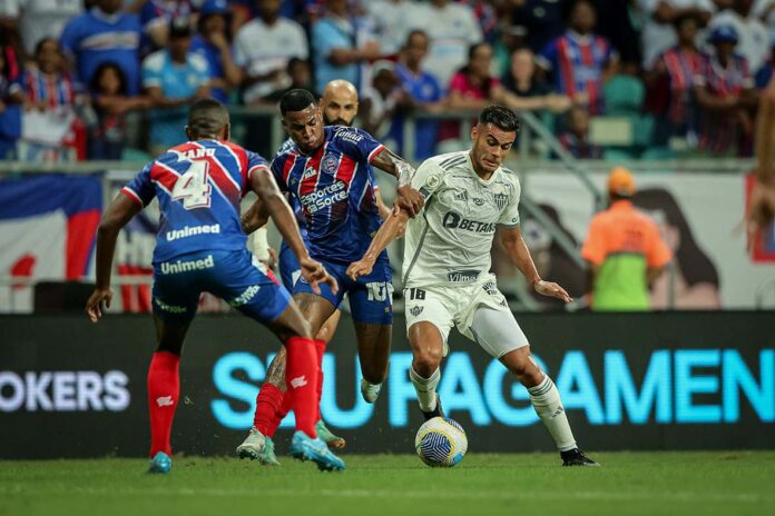 Bahia goleia Atlético-MG e retorna ao G6 do Brasileirão