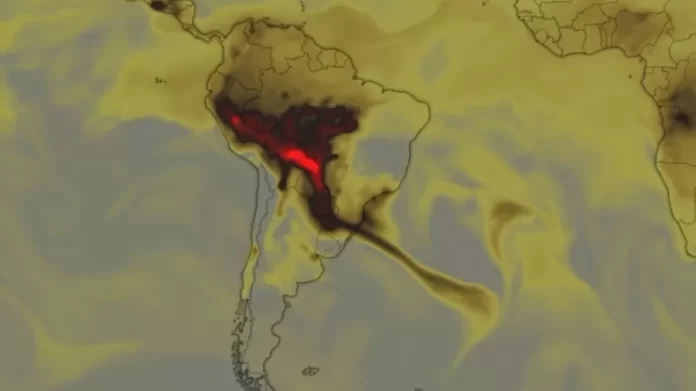 Focos de incêndio espalhados por Amazônia e Cerrado às 8h desta quinta-feira (12)