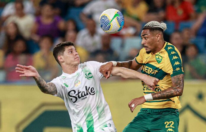 Cuiabá e Juventude empatam sem gols em jogo polêmico na Arena Pantanal