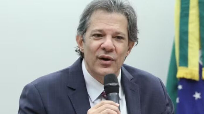 Ministro Fernando Haddad foi alvo de protestos na USP